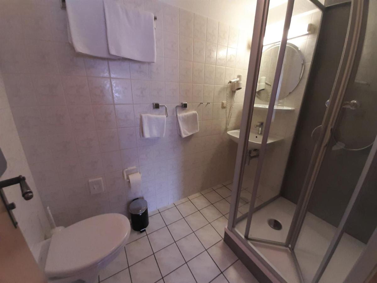 Landhotel Gemeindeschaenke Wanfried Buitenkant foto